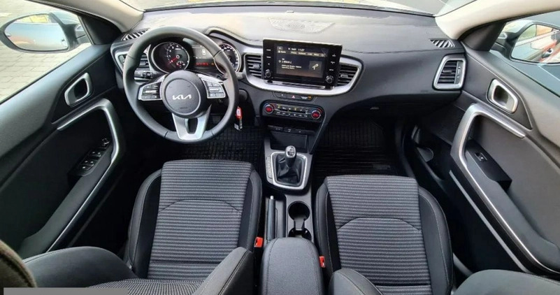 Kia Ceed cena 104290 przebieg: 10, rok produkcji 2024 z Łódź małe 497